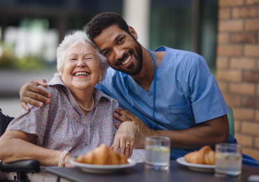 underskoterskor-vardbitraden-till-hemtjansten