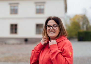 underskoterska-till-adeocare-tingvalla-valsta-kvall